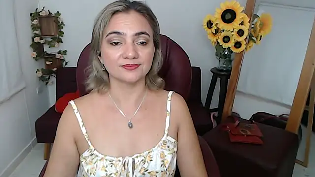 Snapshot of ana_milf chatting on 05-31-26, 06:09 ana milf online show from 05-31-26, 06:09
