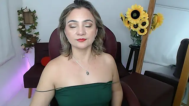 Snapshot of ana_milf chatting on 07-06-26, 03:03 ana milf online show from 07-06-26, 03:03