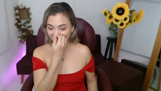 Snapshot of ana_milf chatting on 07-19-26, 01:48 ana milf online show from 07-19-26, 01:48