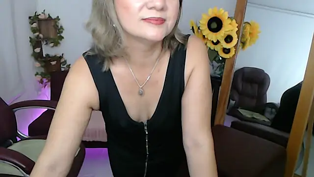 Snapshot of ana_milf chatting on 07-21-26, 02:19 ana milf online show from 07-21-26, 02:19