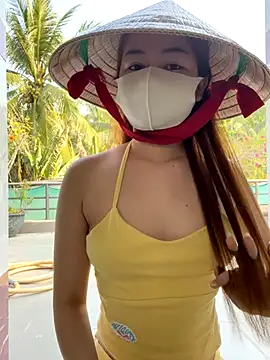 BabyThree  online show from 12-19-25, 07:59