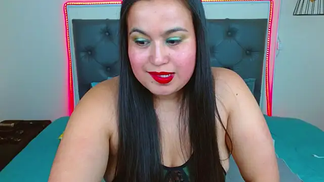 Snapshot of mia_xx1 chatting on 01-15-25, 04:15 mia xx1 online show from 01-15-25, 04:15