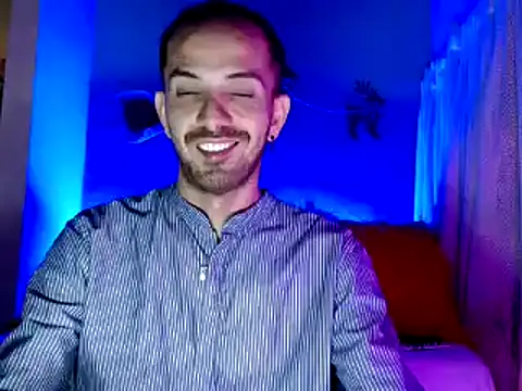 Tomas Tylor online show from 12-20-24, 02:41