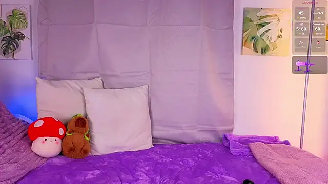 Heily Fox online show from 11-17-25, 05:46