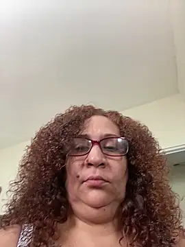 Snapshot of ladycreamypr2 chatting on 02-26-26, 05:45 ladycreamypr2 online show from 02-26-26, 05:45