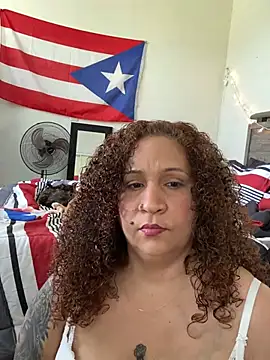 Snapshot of ladycreamypr2 chatting on 03-09-26, 08:02 ladycreamypr2 online show from 03-09-26, 08:02