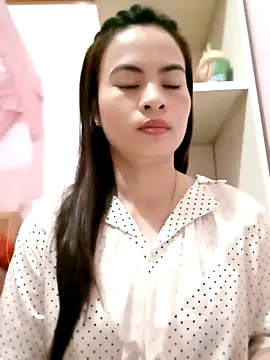 Snapshot of NgocQuyen2K chatting on 03-22-25, 10:04 NgocQuyen2K online show from 03-22-25, 10:04