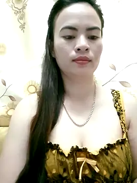 Snapshot of NgocQuyen2K chatting on 09-12-25, 10:43 NgocQuyen2K online show from 09-12-25, 10:43