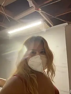 allissonw13 online show from 01-18-26, 08:18