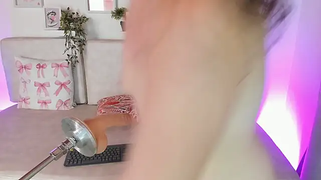 Malka Burning online show from 03-14-25, 02:42