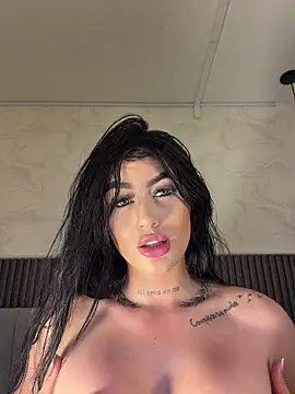 SOPHICARTERS online show from 04-29-26, 05:30