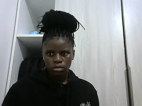 hottgirlval online show from 06-29-26, 03:12