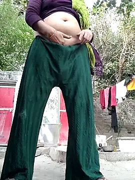 Hot-rubina online show from 04-28-26, 02:49