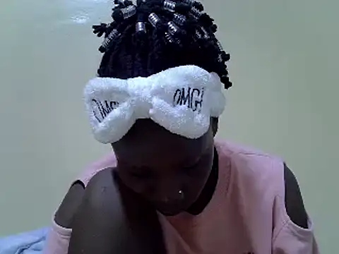 Snapshot of Spicey_diana chatting on 01-21-25, 07:28 Spicey diana online show from 01-21-25, 07:28