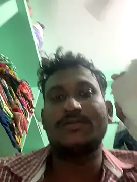 Snapshot of Hotsexy5 chatting on 11-07-25, 10:15 Hotsexy5 online show from 11-07-25, 10:15