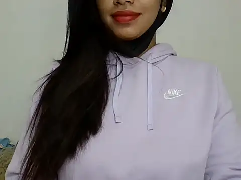 sparkling queen online show from 12-12-24, 03:32