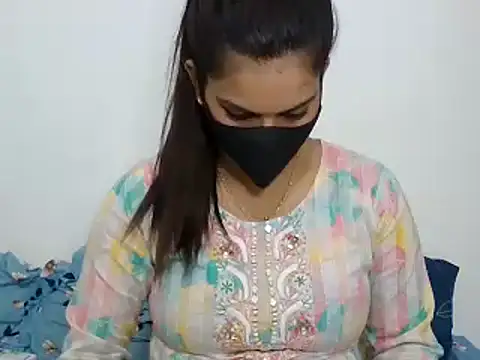 sparkling queen online show from 12-12-24, 04:10