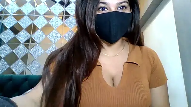 Snapshot of sparkling_queen chatting on 01-06-26, 01:42 sparkling queen online show from 01-06-26, 01:42