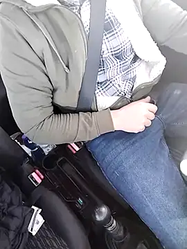 Snapshot of A_man_in_public chatting on 01-08-26, 07:54 A man in public online show from 01-08-26, 07:54