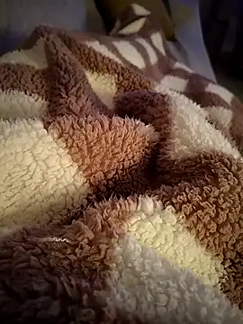 A man in public online show from 04-12-26, 08:58