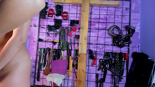 alexia aitanaa  online show from 01-17-26, 03:33