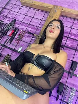 alexia aitanaa  online show from 07-14-26, 10:21