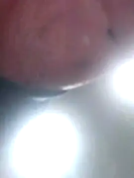 Snapshot of Jonathan100pre chatting on 01-11-26, 10:59 Jonathan100pre online show from 01-11-26, 10:59