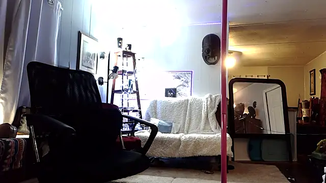 Genevieve143 online show from 02-20-26, 06:26