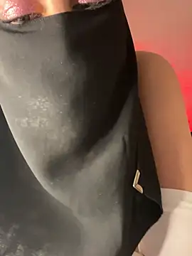 Snapshot of Jumanaa chatting on 01-15-26, 09:51 Jumanaa online show from 01-15-26, 09:51