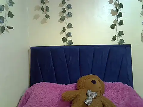 Snapshot of Seexy_nita chatting on 01-14-25, 04:18 Seexy nita online show from 01-14-25, 04:18