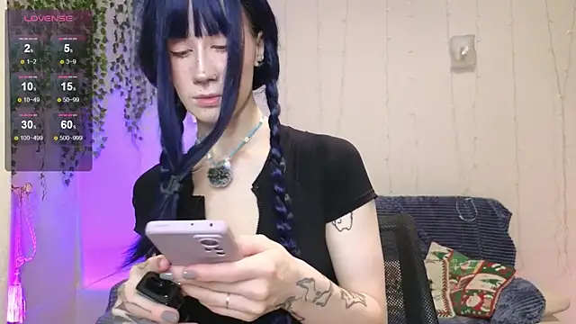 Snapshot of christy_memeow chatting on 10-31-25, 05:58 christy memeow online show from 10-31-25, 05:58