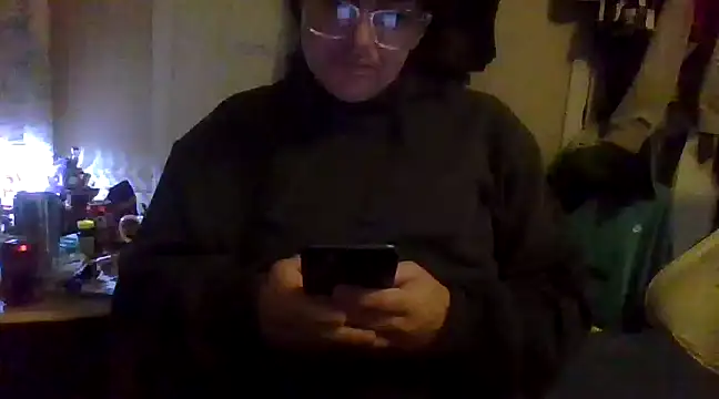 Snapshot of velvetta_ chatting on 12-21-24, 07:13 velvetta online show from 12-21-24, 07:13