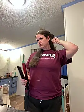 Snapshot of velvetta_ chatting on 12-22-24, 04:50 velvetta online show from 12-22-24, 04:50