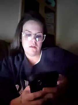 Snapshot of velvetta_ chatting on 12-24-24, 09:50 velvetta online show from 12-24-24, 09:50