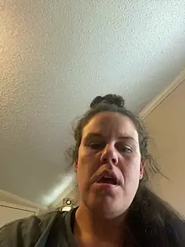 Snapshot of velvetta_ chatting on 12-28-24, 08:36 velvetta online show from 12-28-24, 08:36