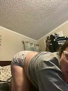 Snapshot of velvetta_ chatting on 02-04-25, 05:31 velvetta online show from 02-04-25, 05:31