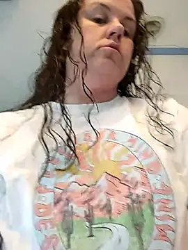 Snapshot of velvetta_ chatting on 03-09-25, 06:43 velvetta online show from 03-09-25, 06:43