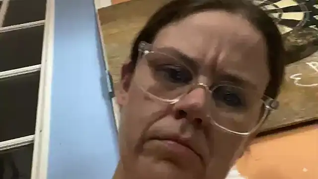 Snapshot of velvetta_ chatting on 09-09-25, 05:18 velvetta online show from 09-09-25, 05:18