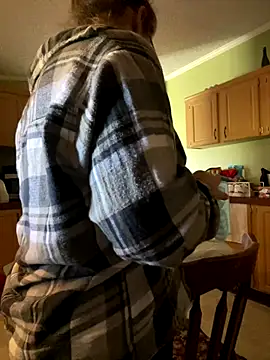 Snapshot of velvetta_ chatting on 10-25-25, 04:46 velvetta online show from 10-25-25, 04:46