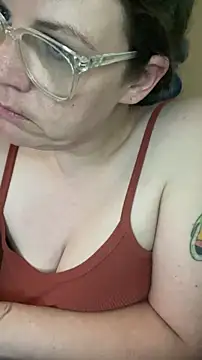 Snapshot of velvetta_ chatting on 11-06-25, 07:37 velvetta online show from 11-06-25, 07:37