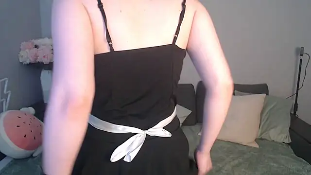 Snapshot of Mini_Diva chatting on 03-19-25, 09:06 Mini Diva online show from 03-19-25, 09:06