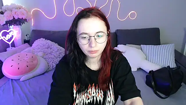 Mini Diva online show from 06-10-26, 08:13