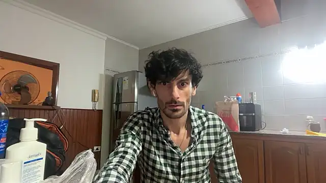 nicolaaaaas online show from 03-12-26, 06:41