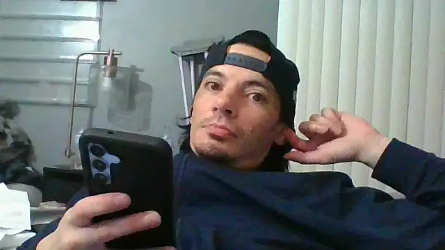 gifted723 online show from 11-30-25, 06:28