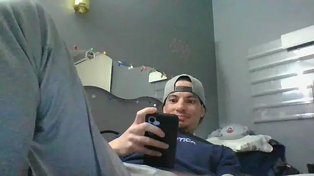 gifted723 online show from 12-05-25, 11:30