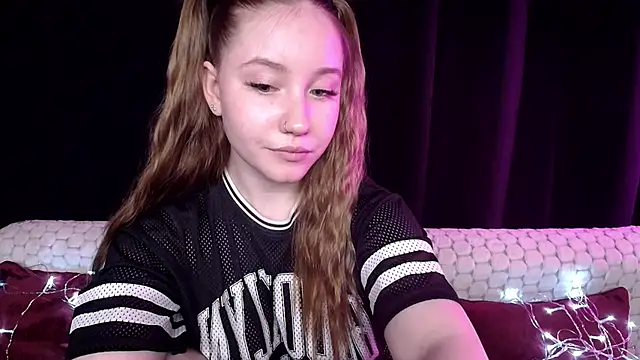 SindiWatsoon online show from 12-16-24, 06:16