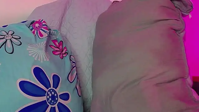 luly pink online show from 02-03-26, 03:59