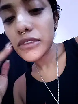 VictoireFeller online show from 10-13-25, 04:34