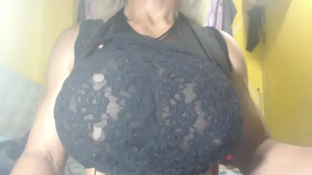 DanielaMuscleTS online show from 03-15-25, 10:33