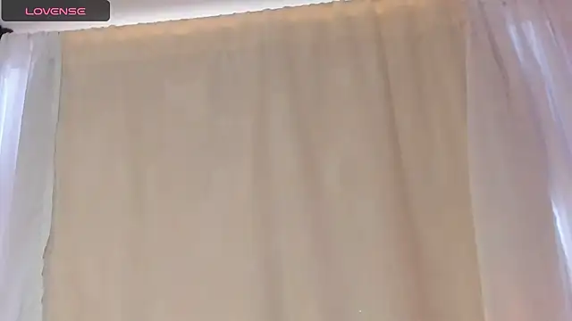 setzuna  online show from 10-17-25, 09:28